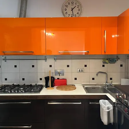 Apartment Interno2001 *
